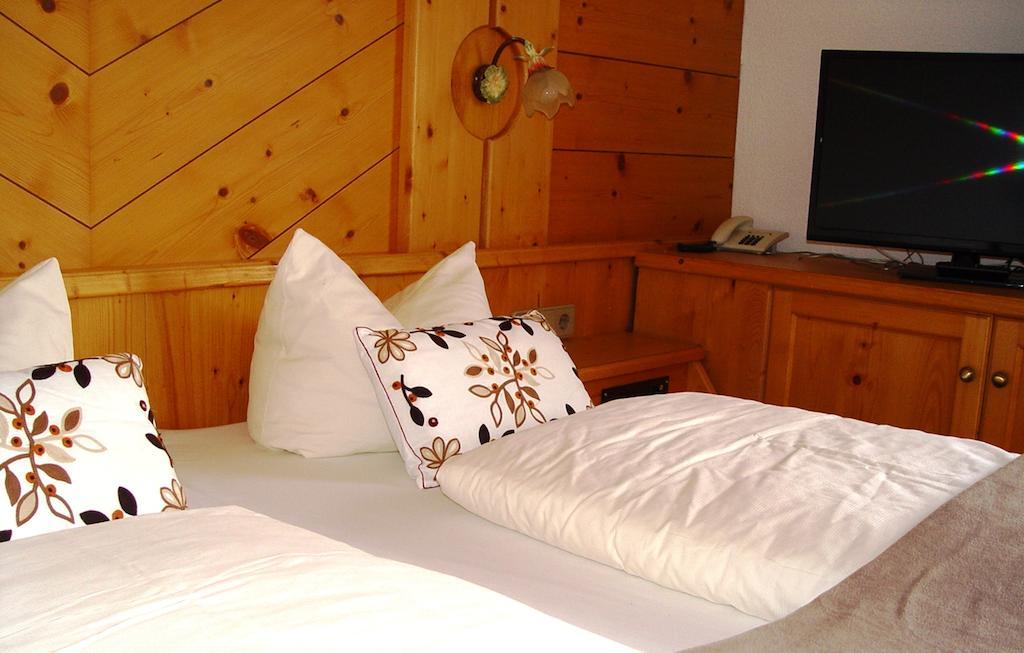 Hotel Garni Apart Elfriede ฟิสส์ ห้อง รูปภาพ