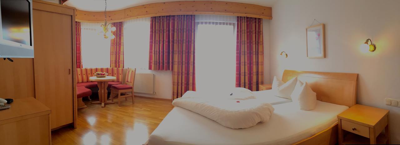 Hotel Garni Apart Elfriede ฟิสส์ ภายนอก รูปภาพ