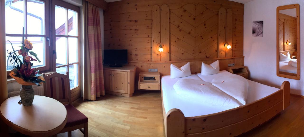 Hotel Garni Apart Elfriede ฟิสส์ ภายนอก รูปภาพ