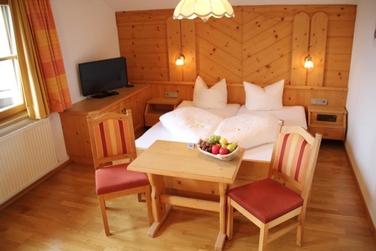 Hotel Garni Apart Elfriede ฟิสส์ ภายนอก รูปภาพ